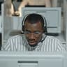 Portrait d’un conseiller au support